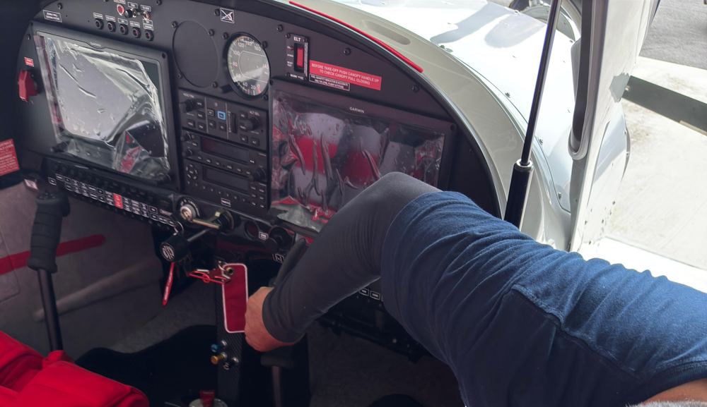 Panel Garmin G3X del Harmony LSA
